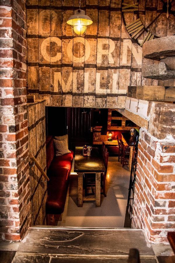 The Old Mill Hotel Lymington Luaran gambar
