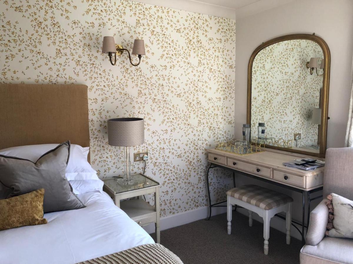 The Old Mill Hotel Lymington Luaran gambar